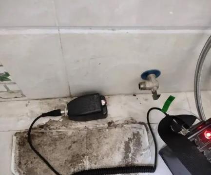 平和屋顶漏水维修公司分享下卫生间漏水的危害及解决方法